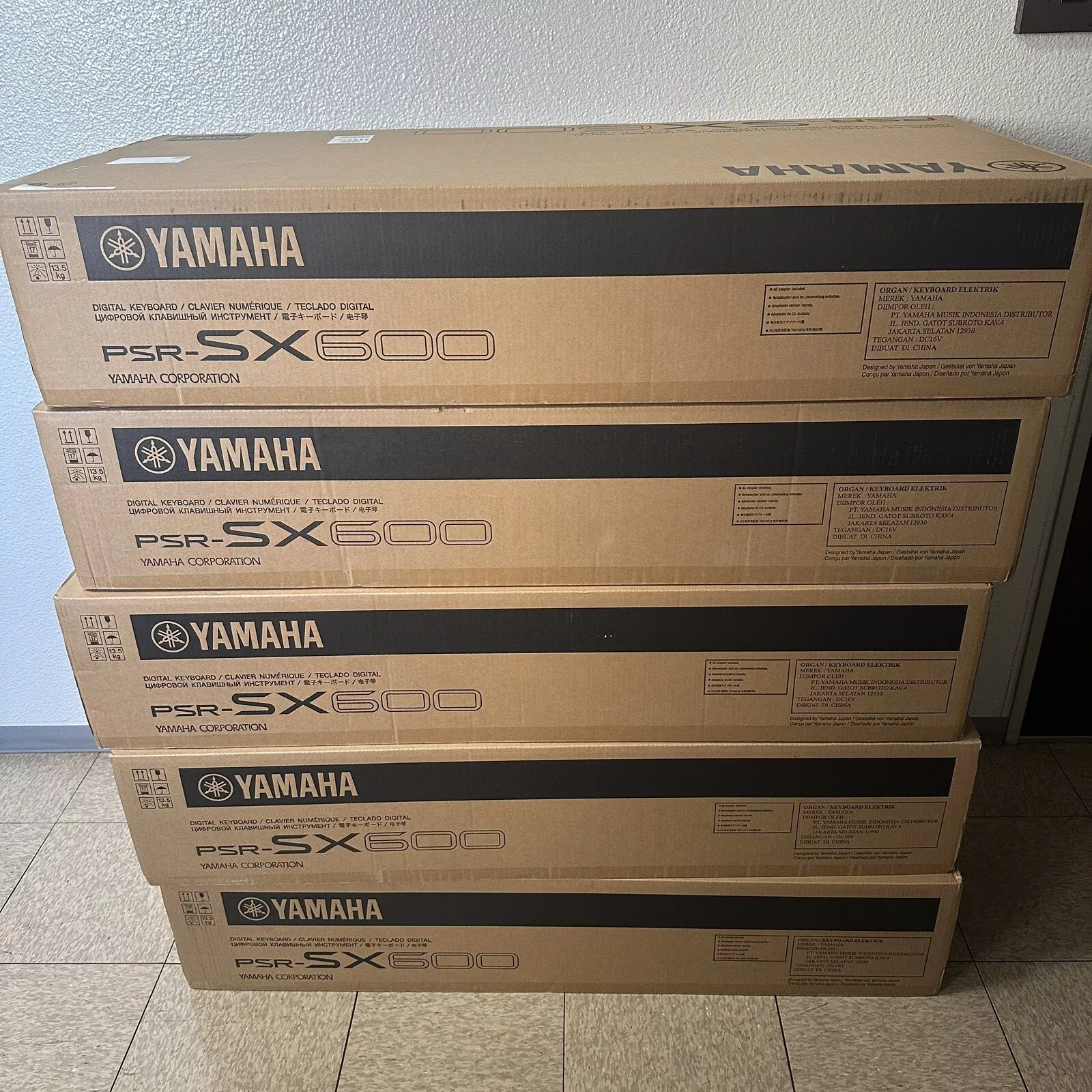 YAMAHA PSR-SX600 Portatone Digital Keyboard 61-Keys Organ Initial music board JP1 YAMAHA PSR-SX600 Portatone Digital Keyboard 61-Keys Organ Initial music board - Image 1